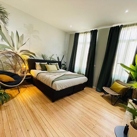 Appartement Exotique Avec Bain Balneo Liege Bagian luar foto